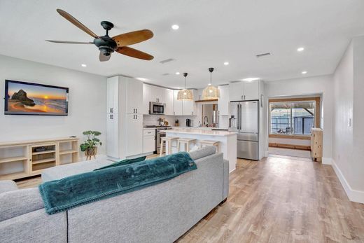 Luxury House for sale in Hollywood, 437 721 €, Photo 5