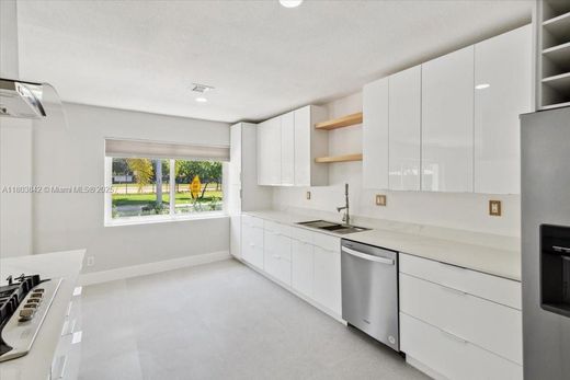 Luxury House for sale in Hollywood, 1 001 454 €, Photo 7