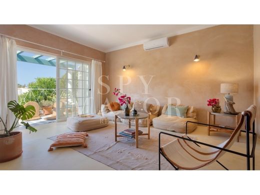 Luxury House for sale in Lagoa, 470 000 €, Photo 1