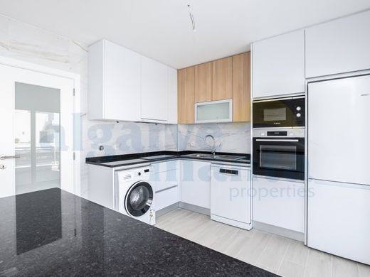 Luxury Apartment for sale in Vila Real de Santo António, 650 000 €, Photo 7