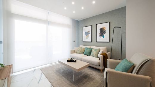 Luxury Apartment for sale in Benidorm, 1 410 000 €, Photo 3