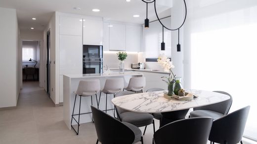 Luxury Apartment for sale in Benidorm, 1 410 000 €, Photo 5