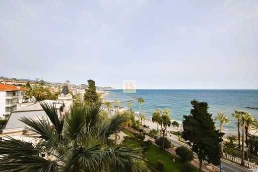 Luxury Apartment for sale in San Remo, 680 000 €, Photo 1