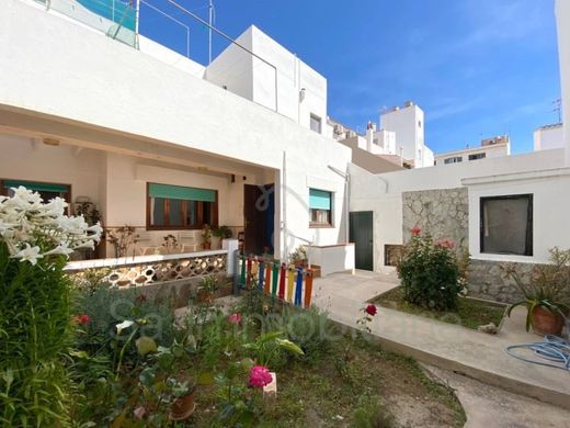 Appartement de luxe à vendre à Es Castell, 515 000 €, Photo 2