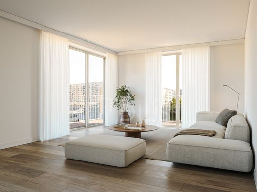 Luxury Apartment for sale in Lumiar, 910 000 €, Photo 2