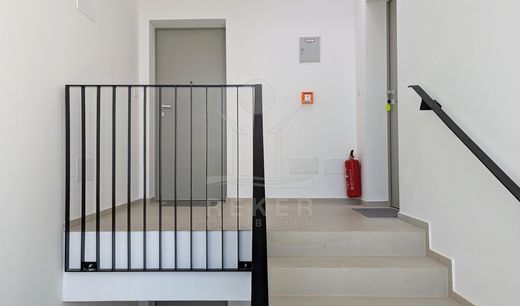 Luxury Apartment for sale in Porec, 390 000 €, Photo 6