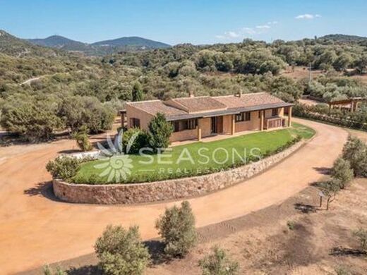 Maison de luxe à vendre à Olbia, 1 092 000 €, Photo 2