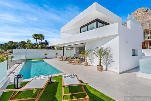 Luxury House for sale in Polop, 755 000 €, Photo 1