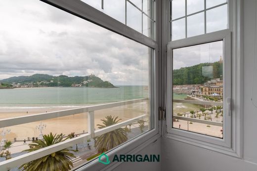 Luxury Apartment for sale in Donostia / San Sebastián, 3 500 000 €, Photo 1