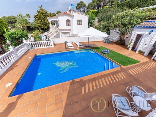Luxury House for sale in Moraira, 1 350 000 €, Photo 1