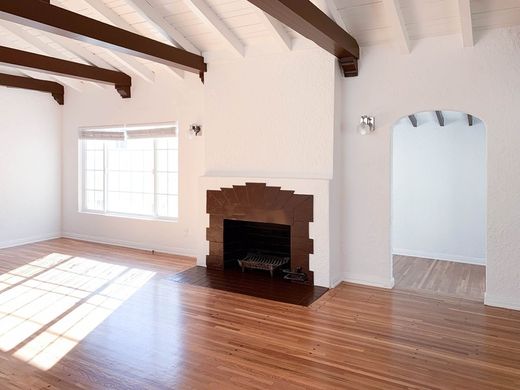 Luxury Apartment for sale in Los Angeles, 2 304 599 €, Photo 4