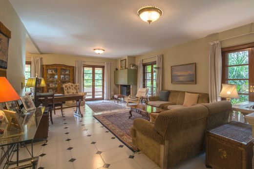 Luxury Apartment for sale in Psychikó, 650 000 €, Photo 1