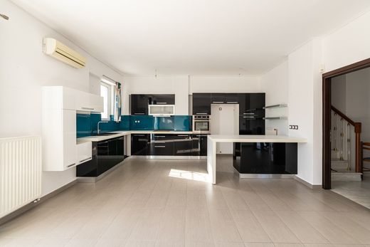 Maison de luxe à vendre à Pentéli, 650 000 €, Photo 3