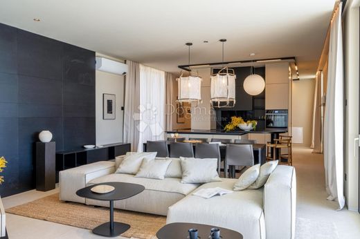 Maison de luxe à vendre à Porec, 1 190 000 €, Photo 7