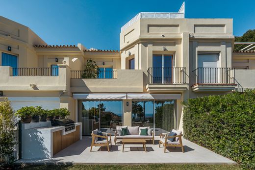 Luxury House for sale in Marbella, 1 650 000 €, Photo 2