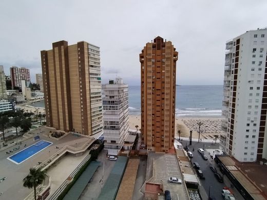 Luxury Apartment for sale in Benidorm, 680 000 €, Photo 1