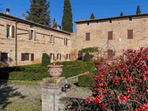 Maison de luxe à vendre à Siena, 1 500 000 €, Photo 1