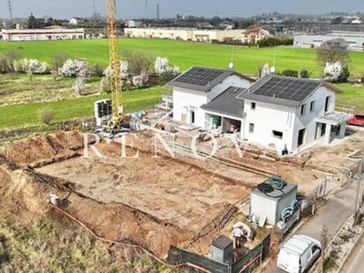 Maison de luxe à vendre à Castelnuovo Del Garda, 560 000 €, Photo 3