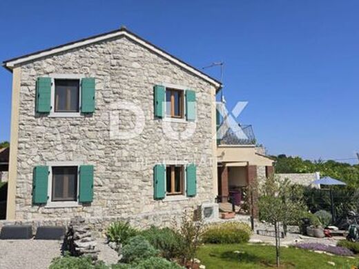 Maison de luxe à vendre à Labin, 699 000 €, Photo 4