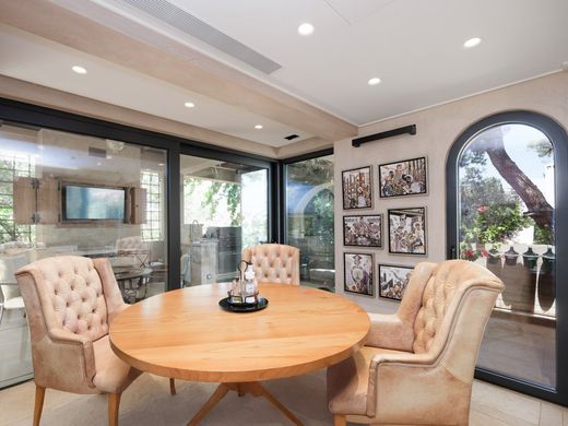 Maison de luxe à vendre à Vári, 1 830 000 €, Photo 6