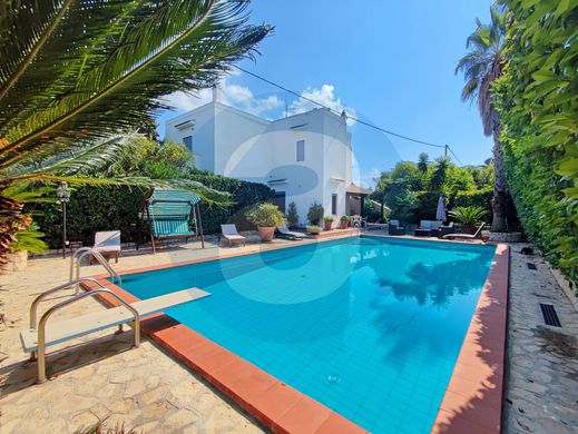 Luxury House for sale in Castellana, 570 000 €, Photo 1