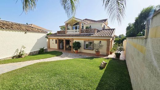 Maison de luxe à vendre à Marbella, 1 240 000 €, Photo 2