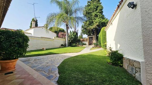 Maison de luxe à vendre à Marbella, 1 240 000 €, Photo 3