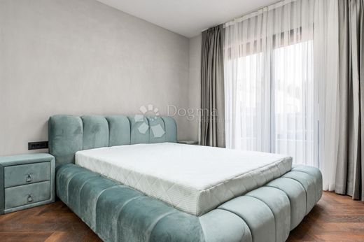 Luxury Apartment for sale in Rovinj, 749 000 €, Photo 5