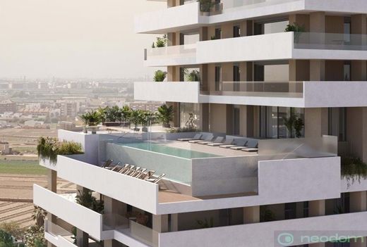 Luxury Apartment for sale in Burjassot, 426 000 €, Photo 1