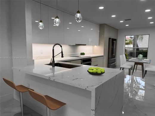 Luxury House for sale in Hollywood, 680 989 €, Photo 4