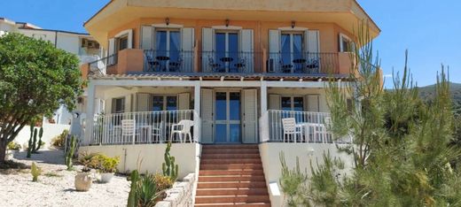 Luxury Apartment for sale in Badesi, 690 000 €, Photo 2