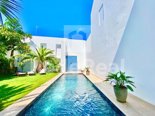 Luxury House for sale in Faro, 2 600 000 €, Photo 1
