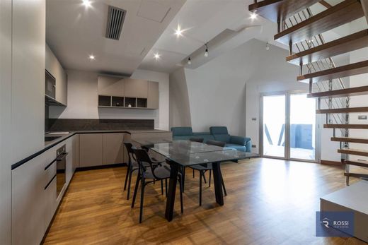 Luxury Apartment for sale in Rimini, 487 000 €, Photo 2
