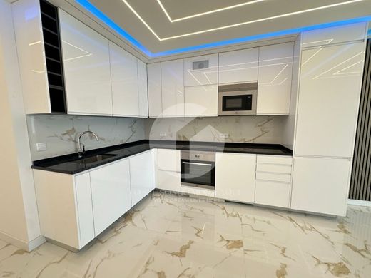 Luxury Apartment for sale in Loulé, 875 000 €, Photo 4