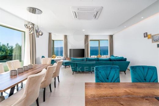 Maison de luxe à vendre à Omiš, 1 790 000 €, Photo 5