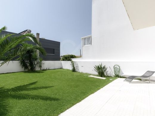 Maison de luxe à vendre à Cascais, 870 000 €, Photo 5