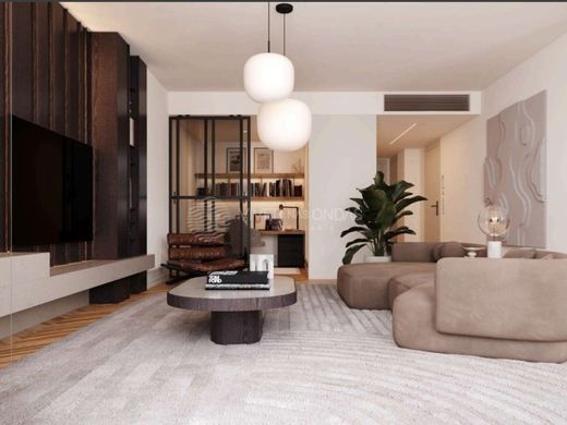 Luxury Apartment for sale in Porto, 700 000 €, Photo 2