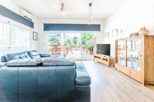 Luxury House for sale in Sitges, 799 000 €, Photo 2