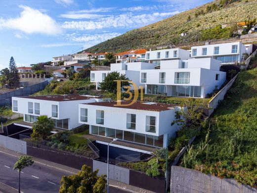 Luxury House for sale in Funchal, 1 150 000 €, Photo 4