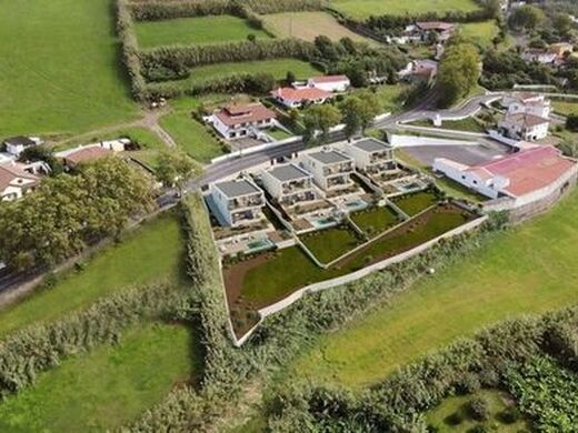Maison de luxe à vendre à Feteiras, 860 000 €, Photo 4