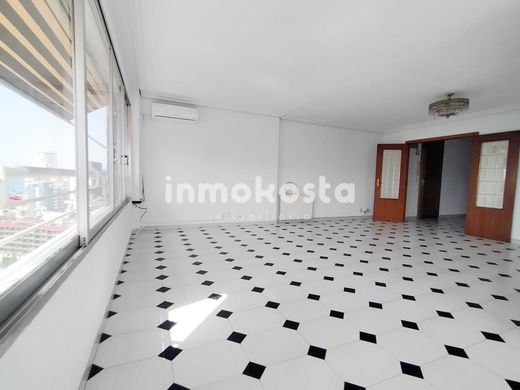 Luxury Apartment for sale in Benidorm, 495 000 €, Photo 6