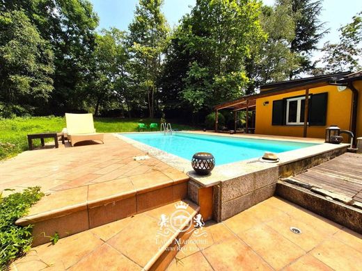 Maison de luxe à vendre à Agrate Conturbia, 480 000 €, Photo 2