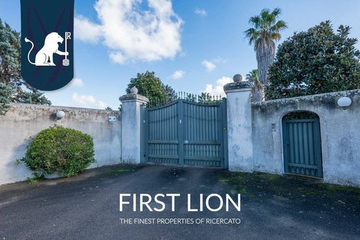 Luxury House for sale in Lecce, 550 000 €, Photo 2