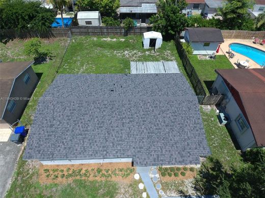 Luxury House for sale in Hollywood, 401 086 €, Photo 2