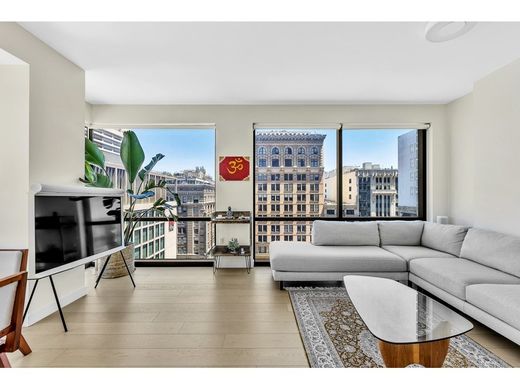 Luxury Apartment for sale in Los Angeles, 712 719 €, Photo 6