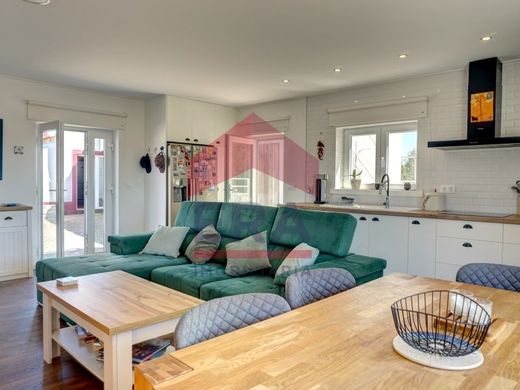 Luxury House for sale in Bombarral, 575 000 €, Photo 4
