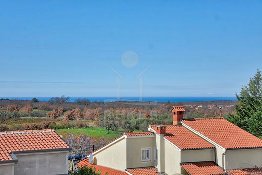Maison de luxe à vendre à Porec, 420 000 €, Photo 2