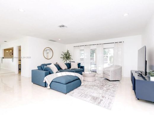 Luxury House for sale in Hollywood, 772 403 €, Photo 4