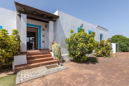 Maison de luxe à vendre à Villaverde, 440 000 €, Photo 4