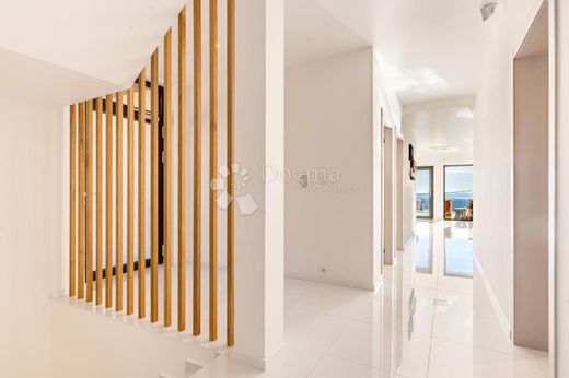 Maison de luxe à vendre à Bakar, 1 480 000 €, Photo 6